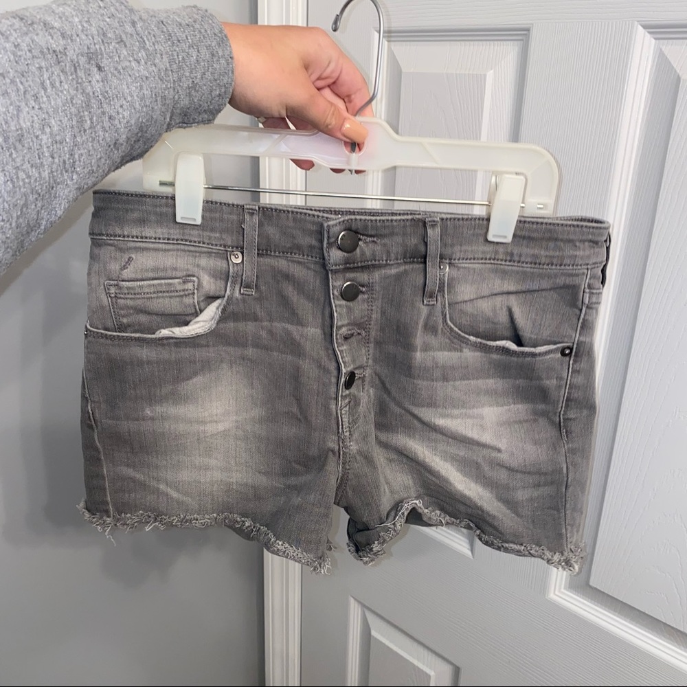Size 8 gray Mossimo jean shorts